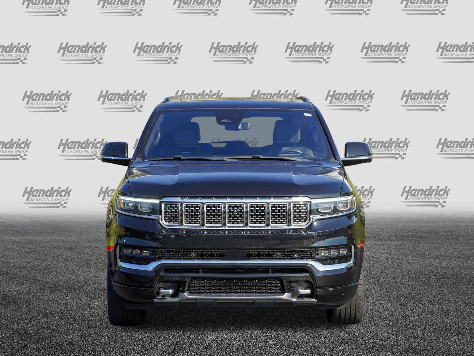 2022 Jeep Grand Wagoneer III photo 3