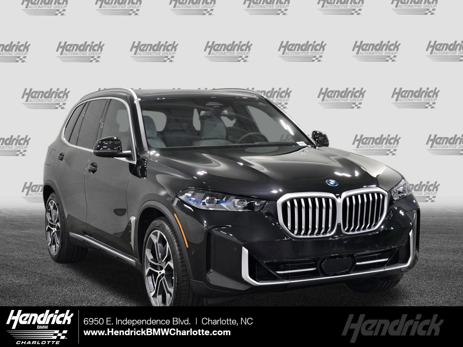 2026 BMW X5 50e's photo