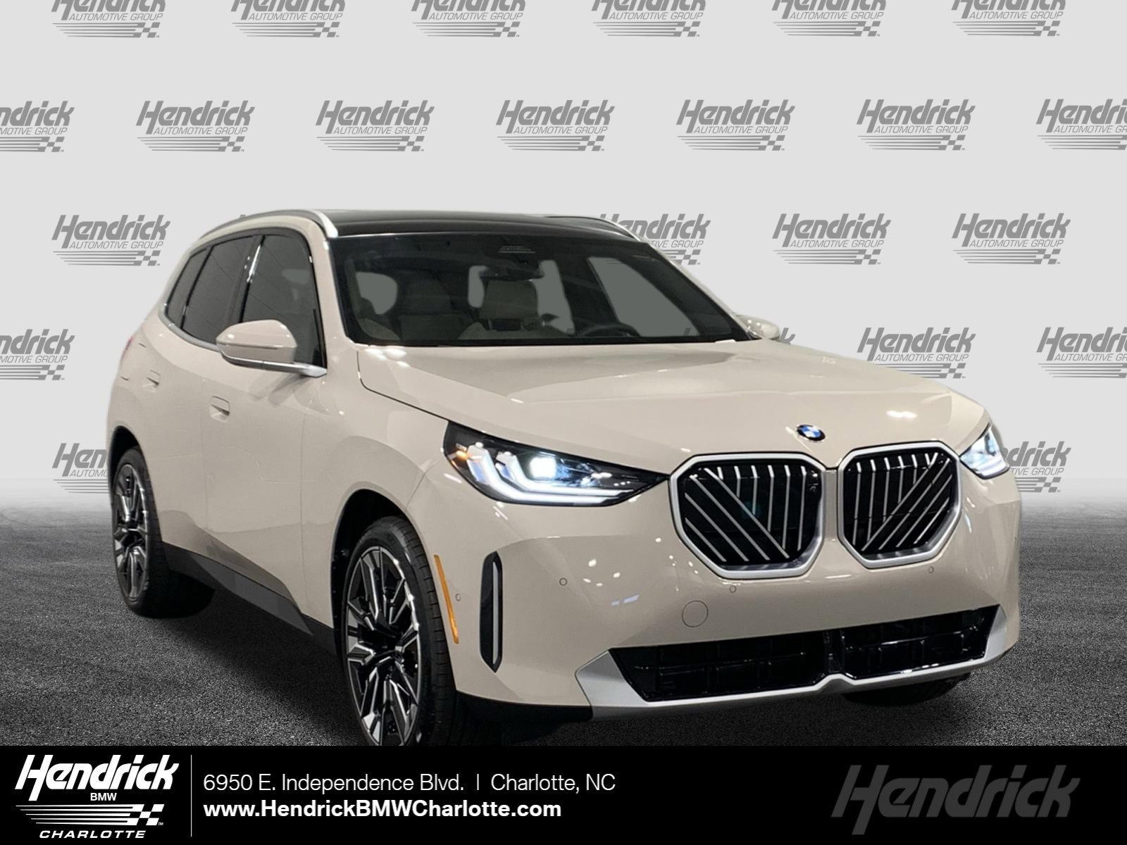 2026 BMW X3 30's photo