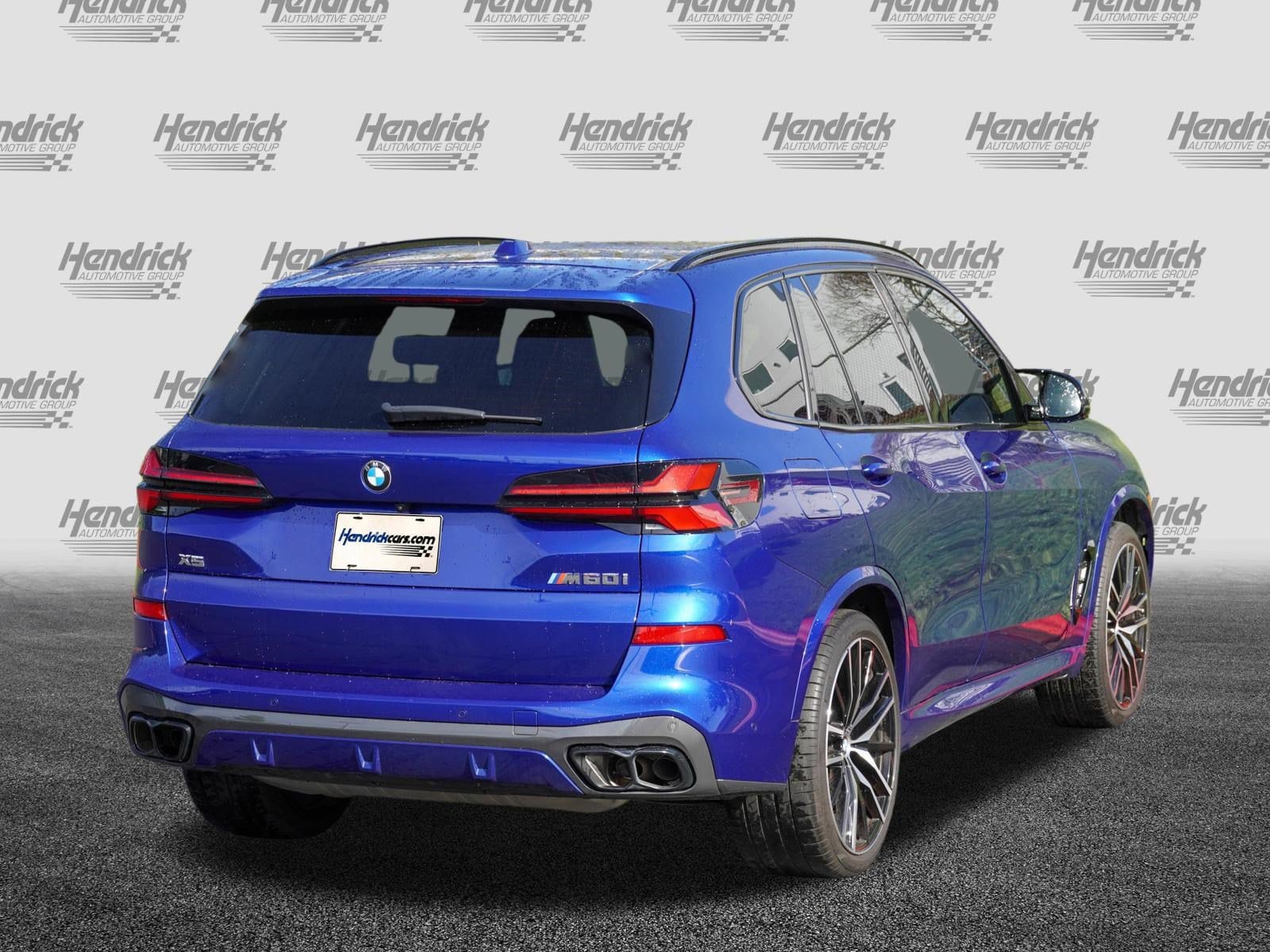 2024 BMW X5 M60i photo 6
