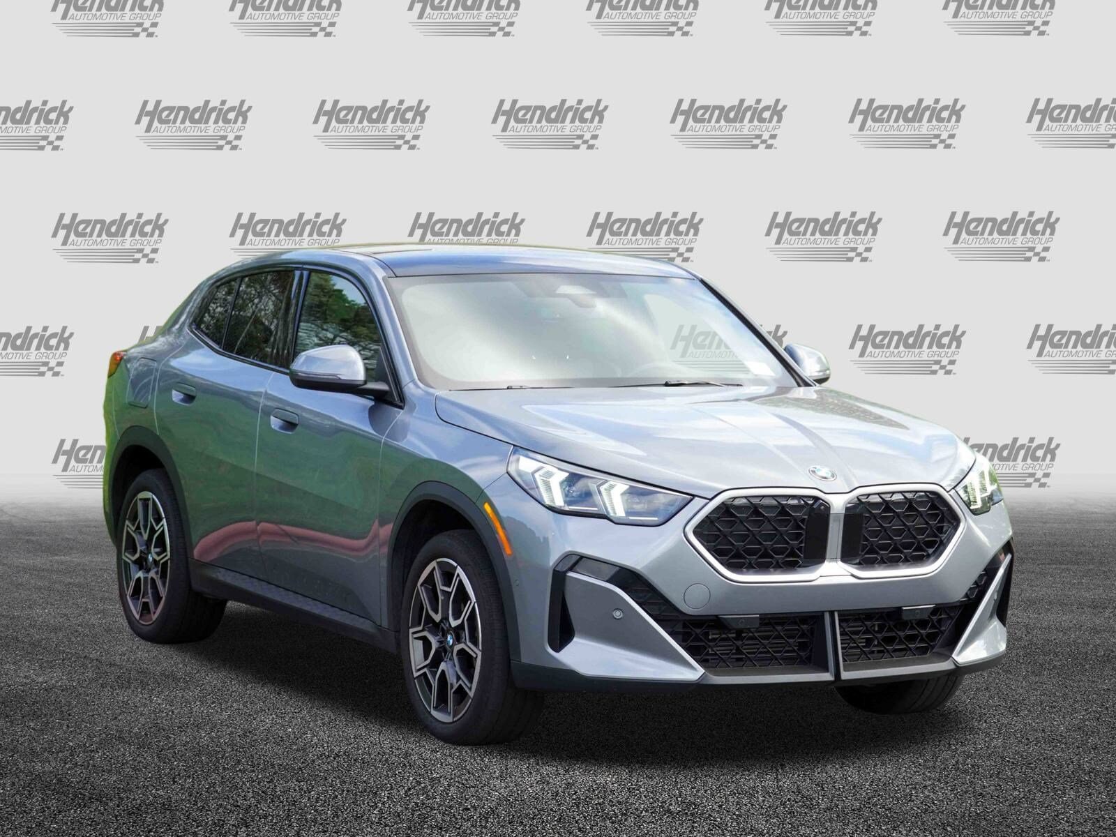 2025 Bmw X2 xDrive28i photo 2