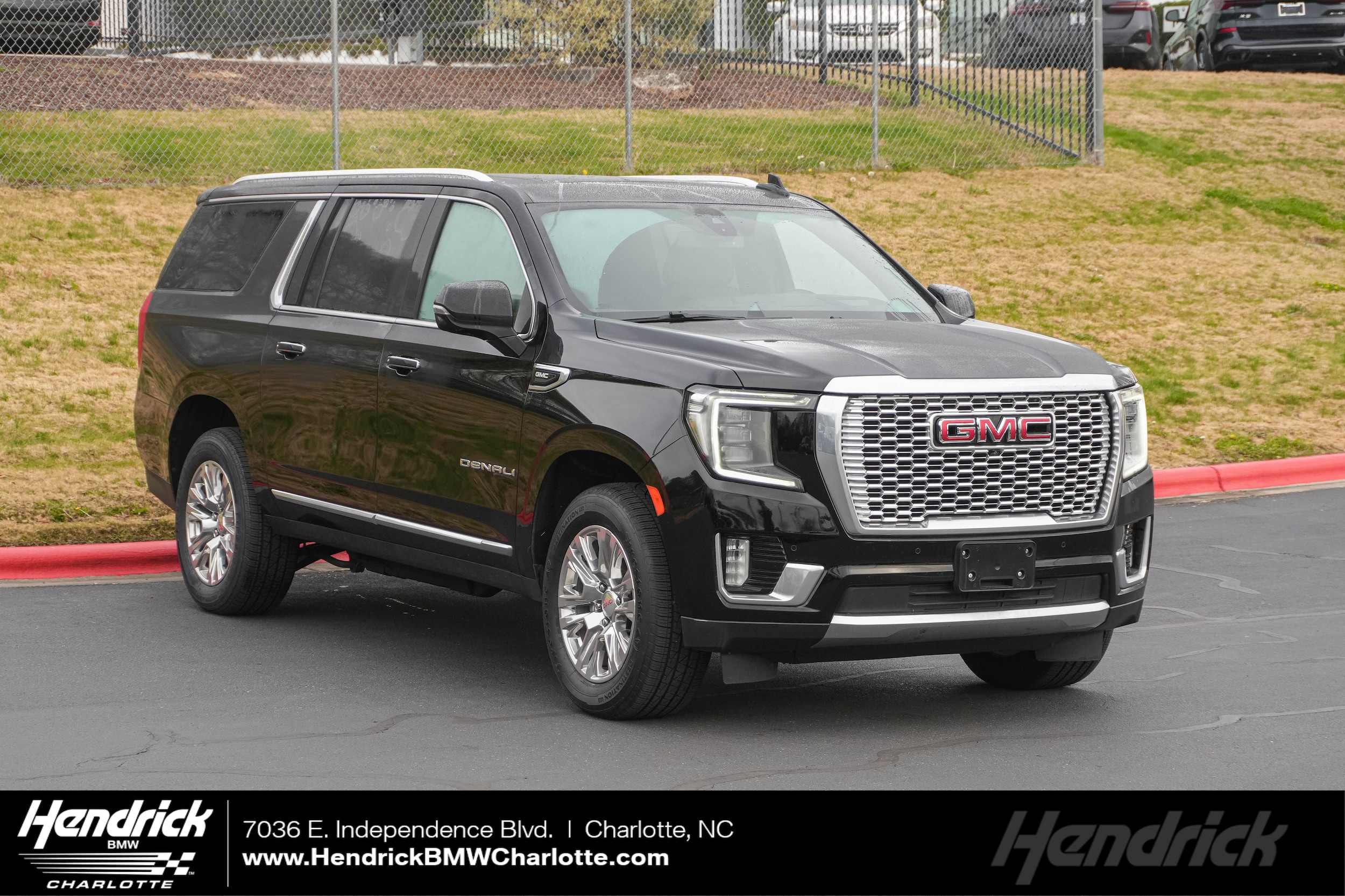 2022 GMC Yukon XL Denali's photo