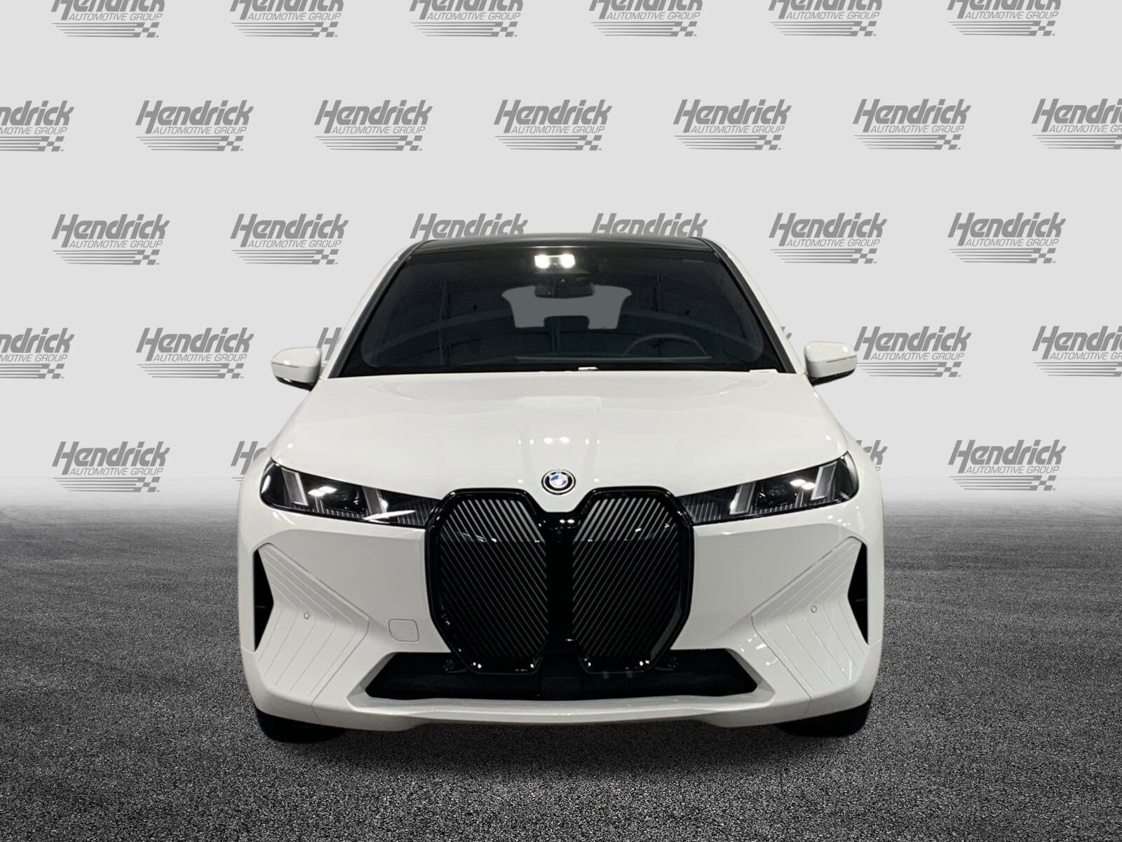 2026 Bmw iX photo 2