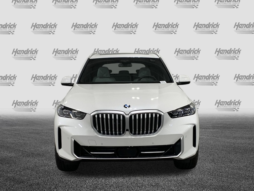New 2026 BMW X5 sDrive40i SUV