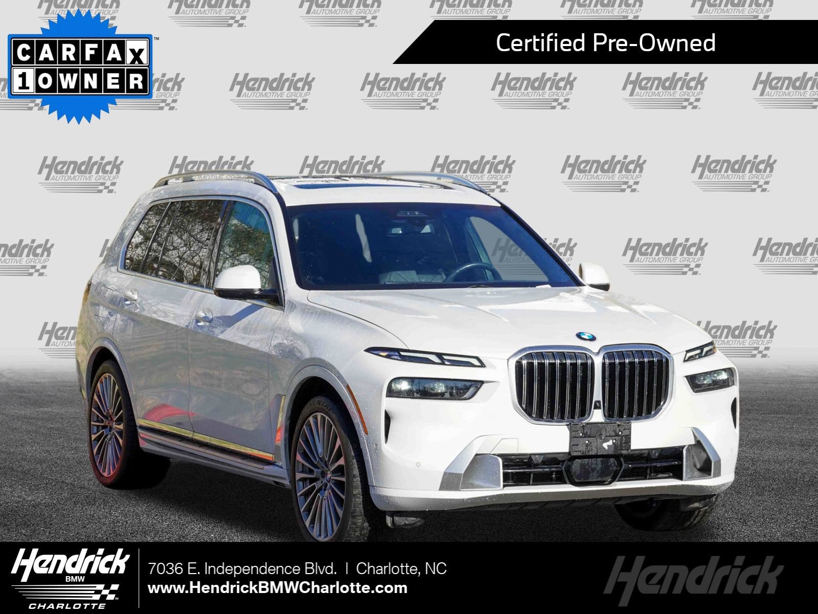 2023 BMW X7 40i's photo