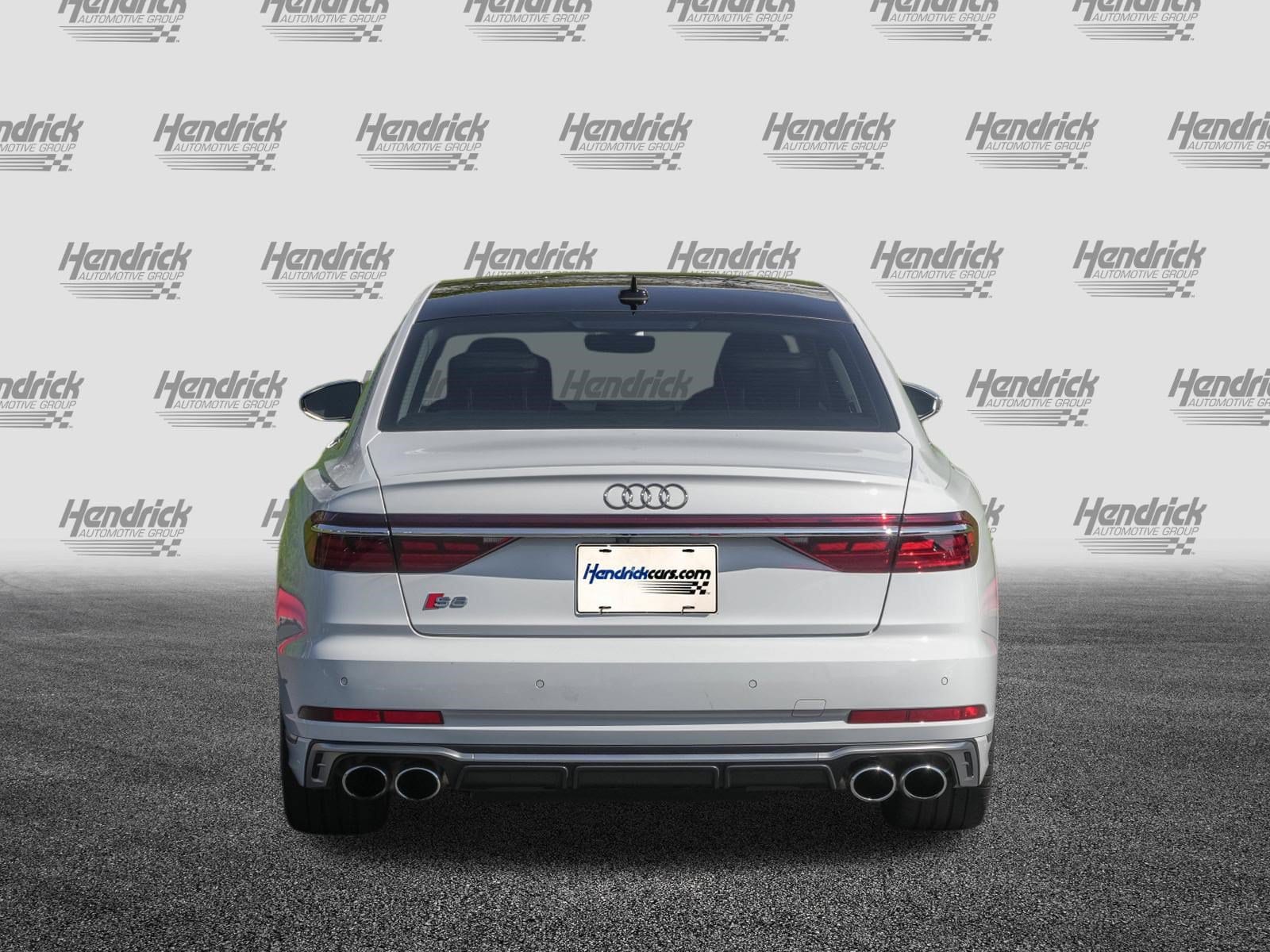 Audi S8