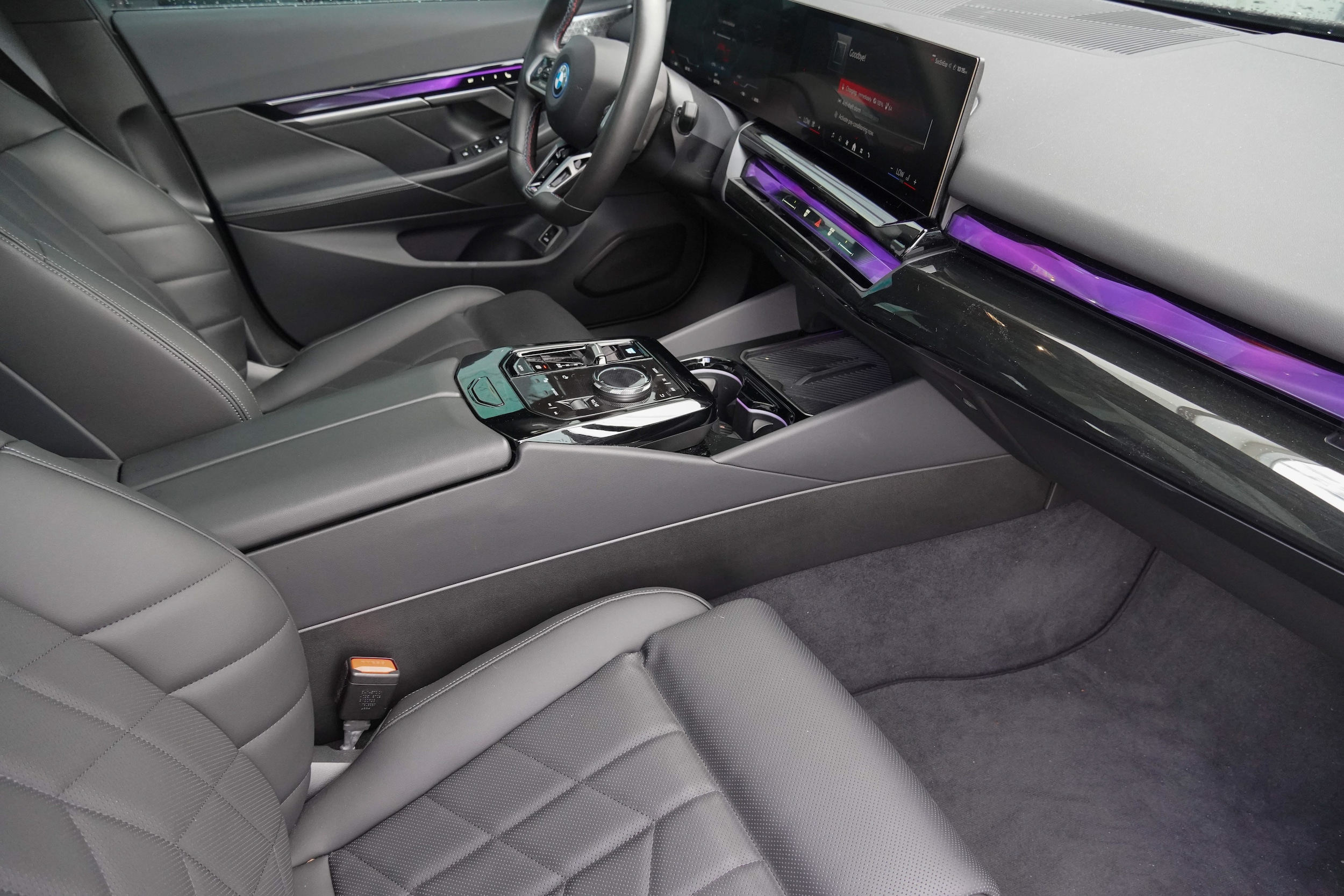 2024 BMW I5 M60