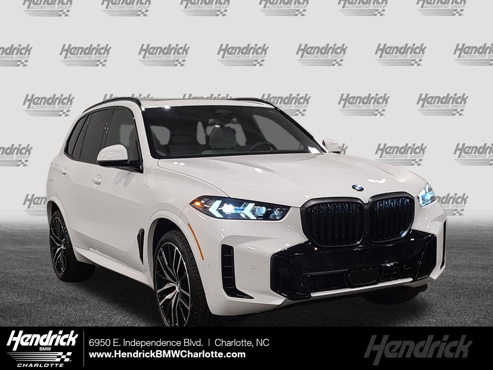 2026 BMW X5 sDrive40i's photo