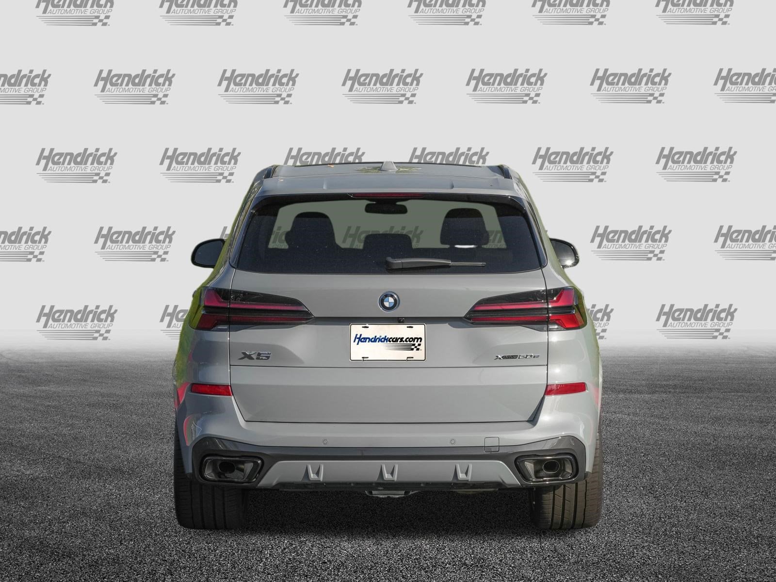 2026 BMW X5 xDrive50e photo 3