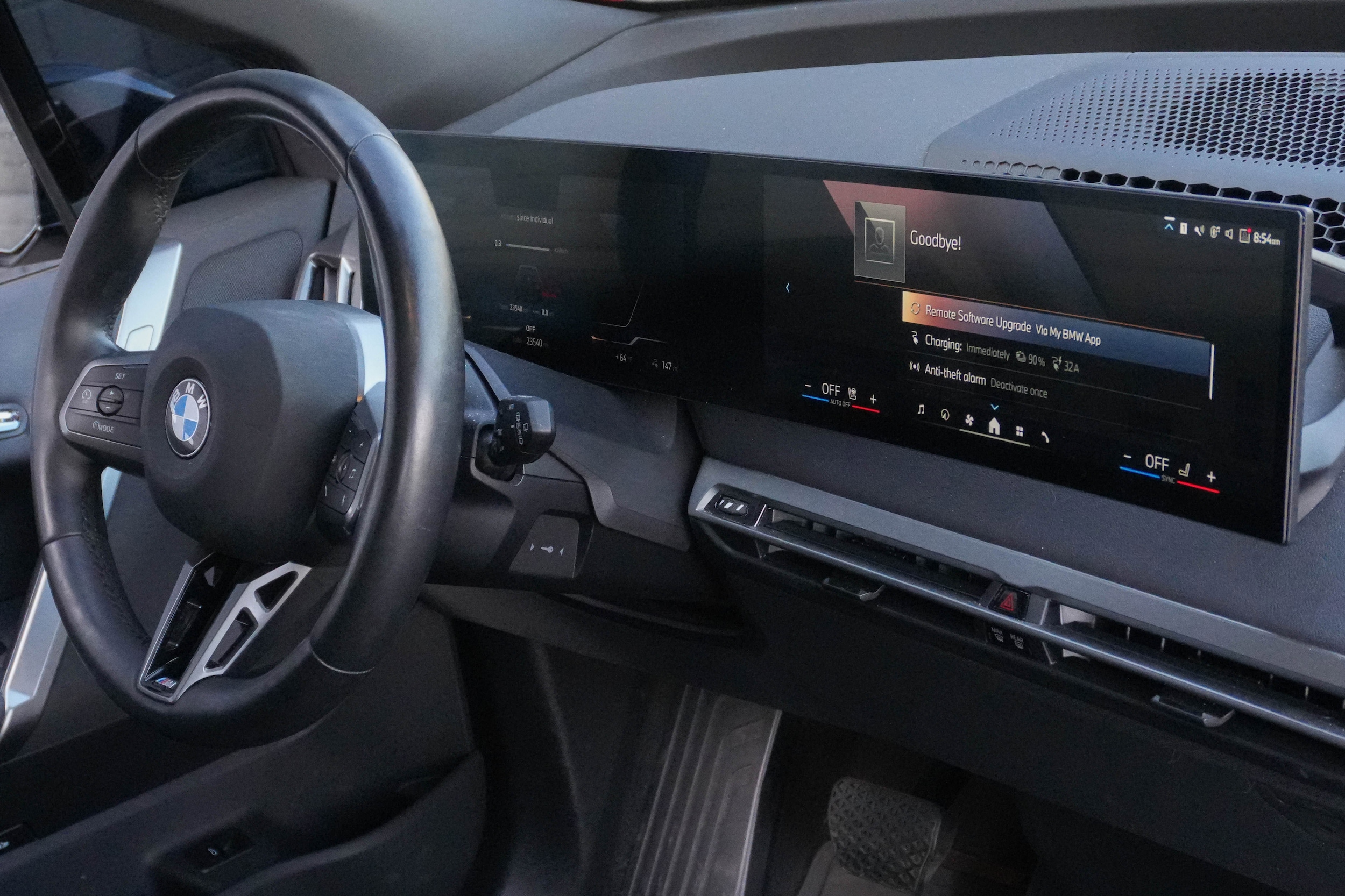 2025 BMW iX xDrive50 photo 6