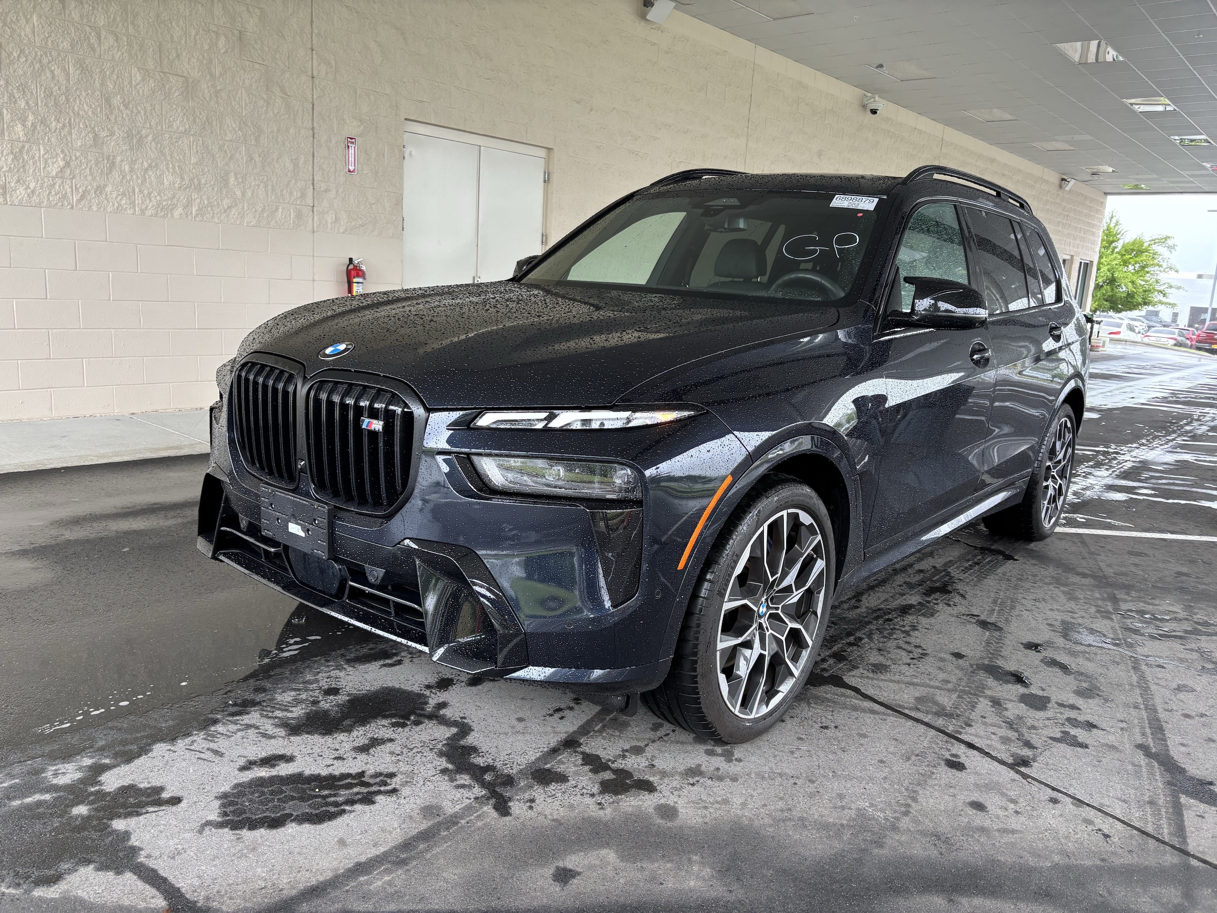 BMW X7 M60i