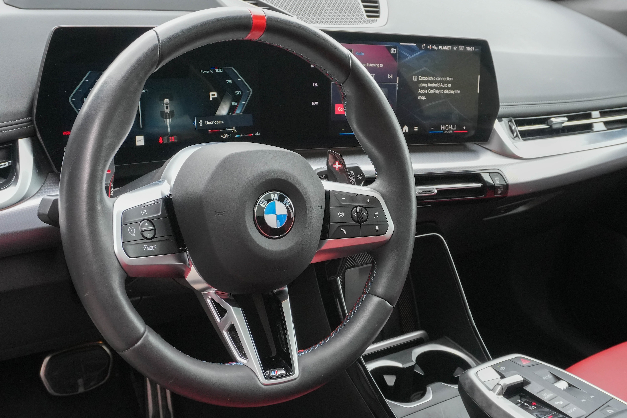 2025 BMW X1 M35i photo 3