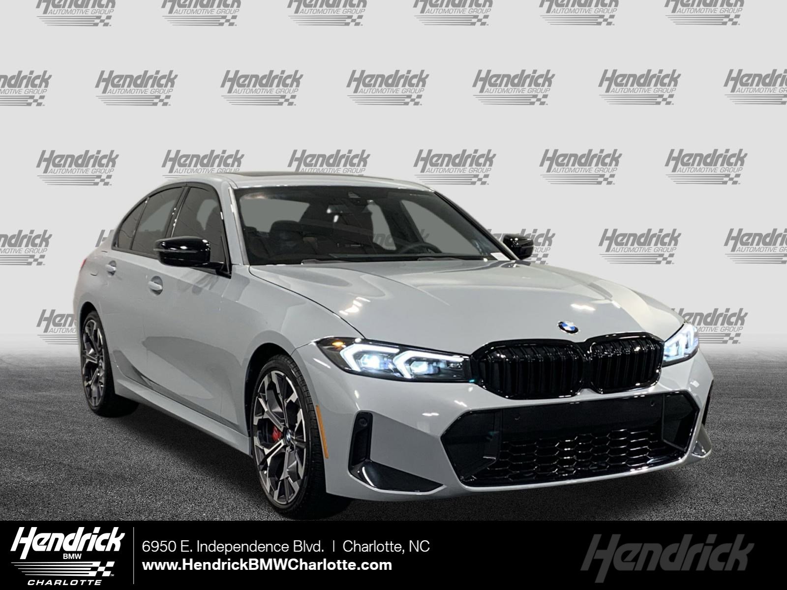 2025 BMW 3 Series 330i's photo