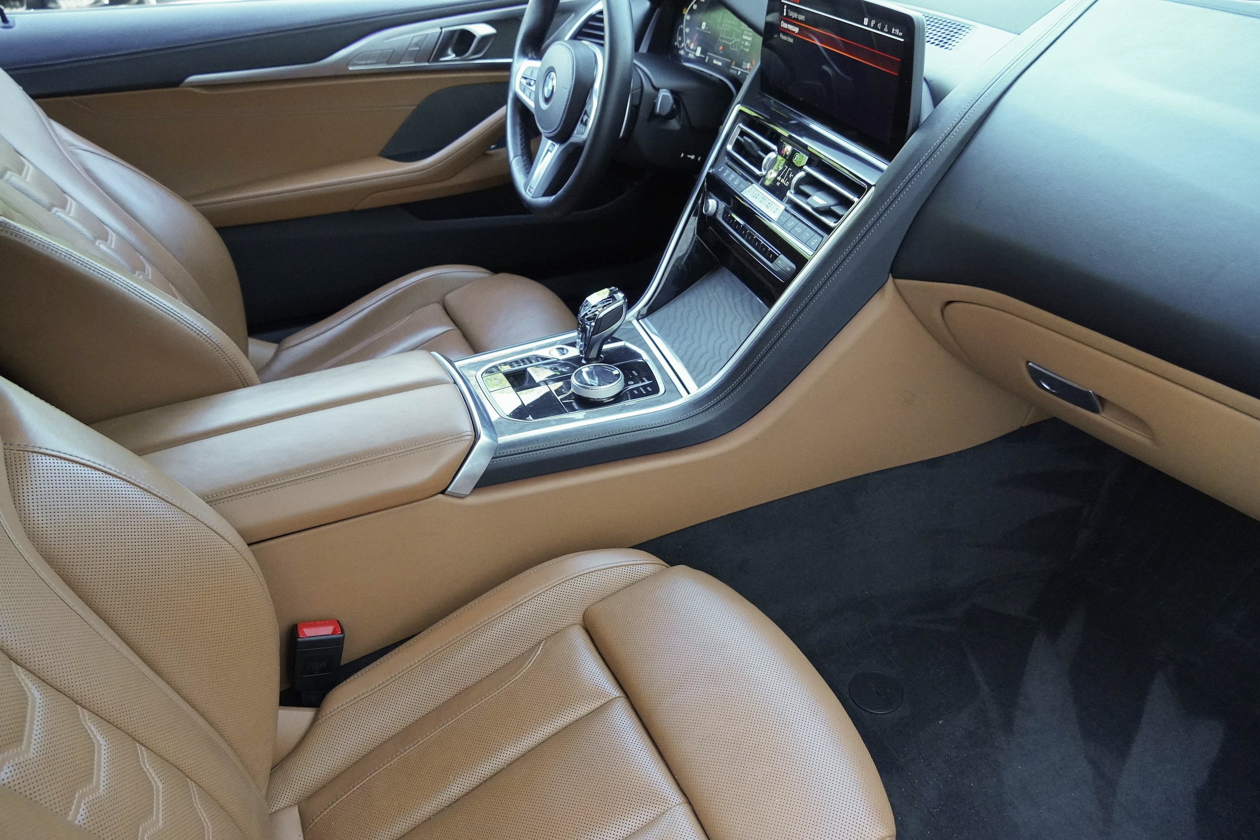 2023 BMW 8 Series 840i