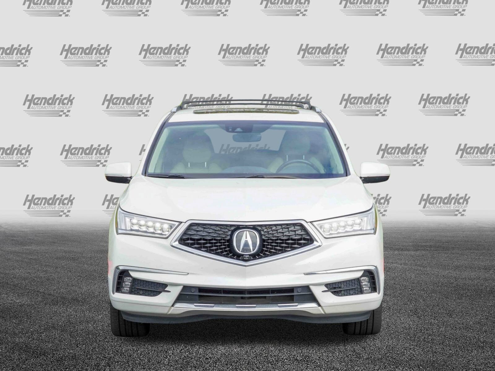 2020 Acura MDX SH-AWD Advance photo 2