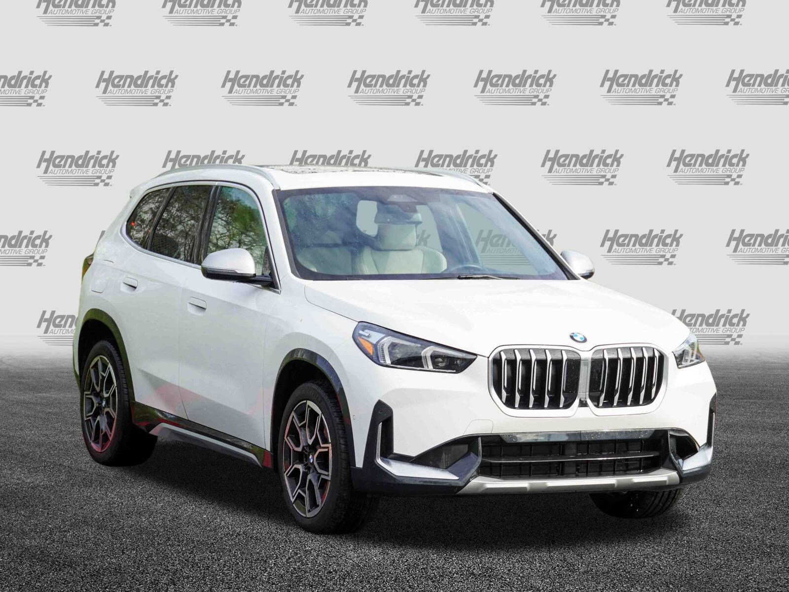 2023 Bmw X1 XDrive28i photo 2