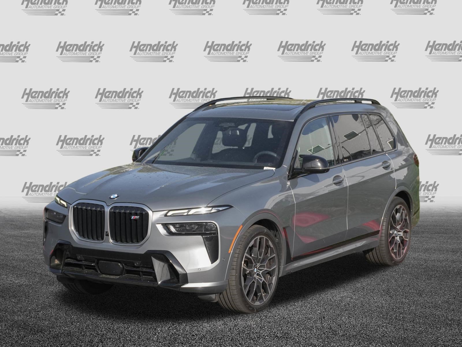 2026 BMW X7 M60i photo 4