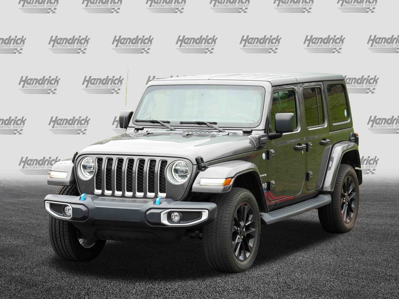 2022 Jeep Wrangler 4xe Unlimited Sahara photo 3
