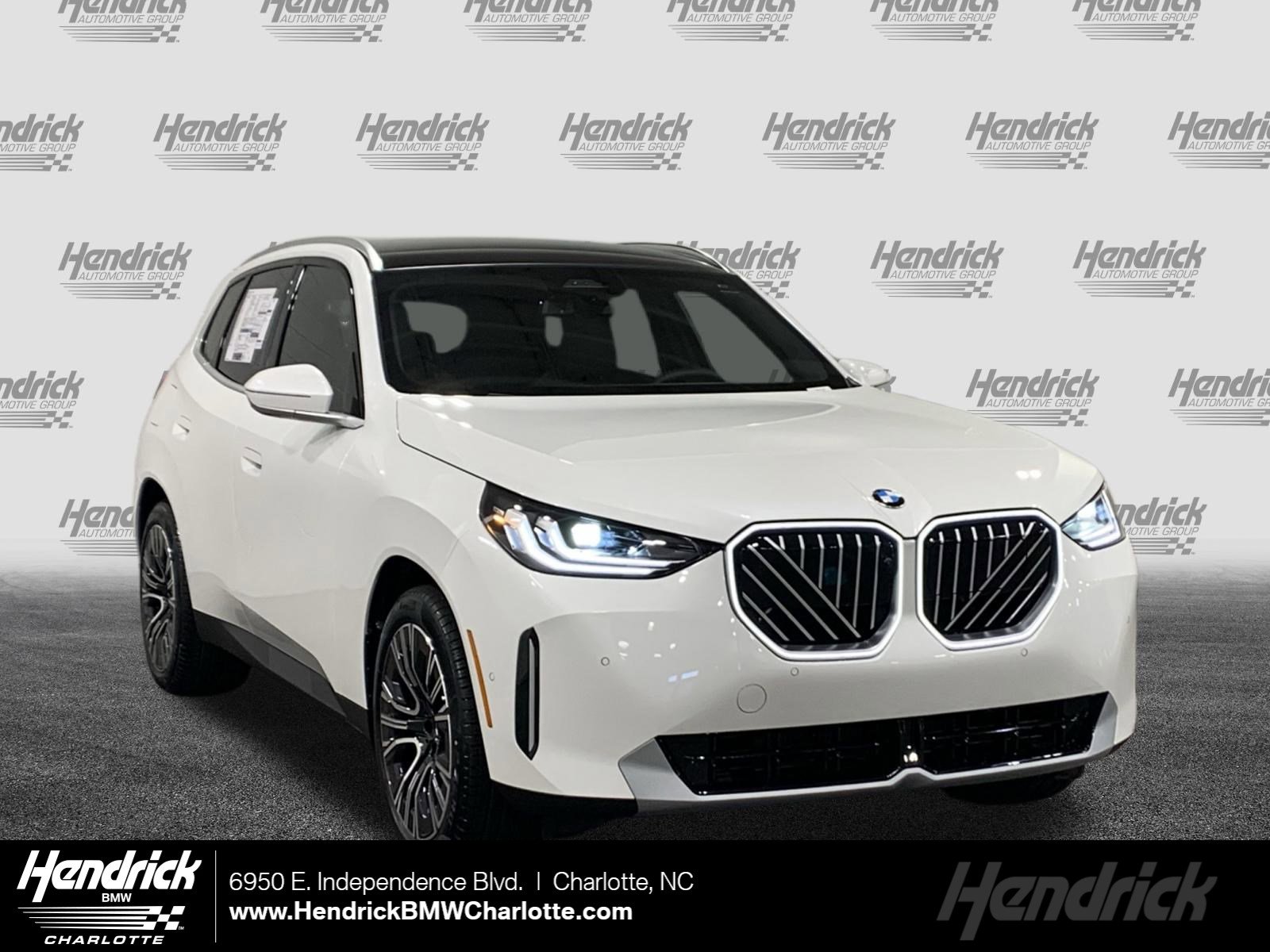 2026 BMW X3 30's photo