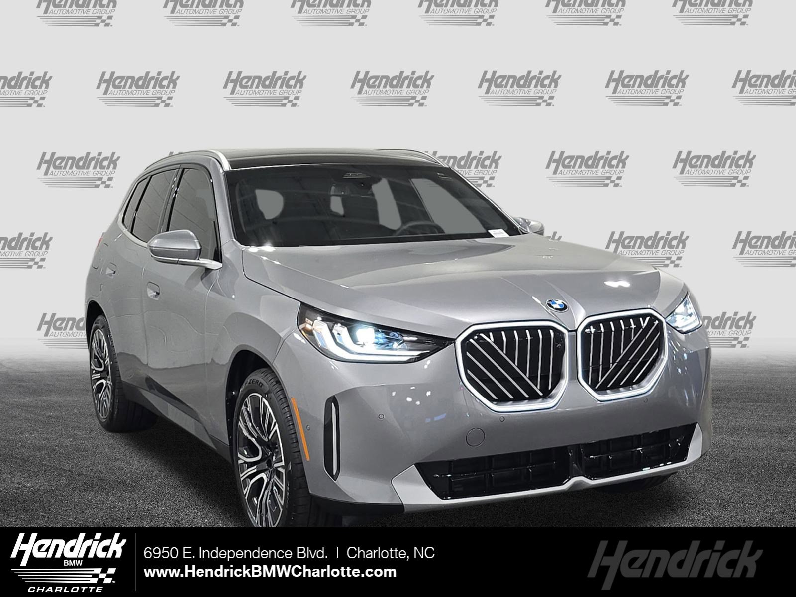 2026 BMW X3 30's photo