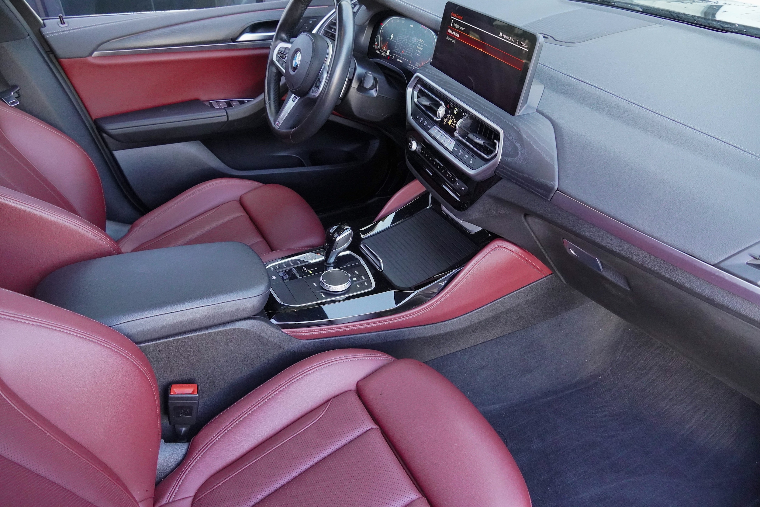 2023 BMW X4 XDrive30i