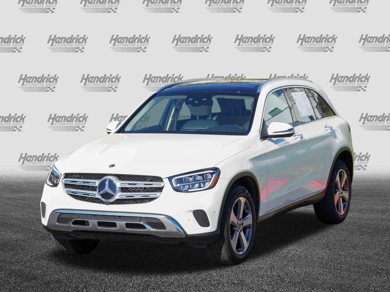 2021 Mercedes Benz GLC 300 photo 2