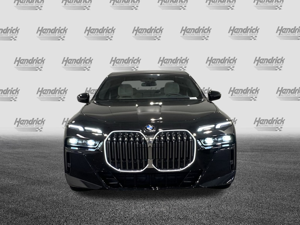 New 2025 BMW 7 Series 740i Sedan