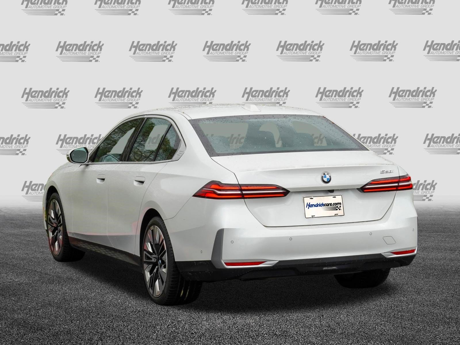 2024 BMW 5 Series 530i photo 5