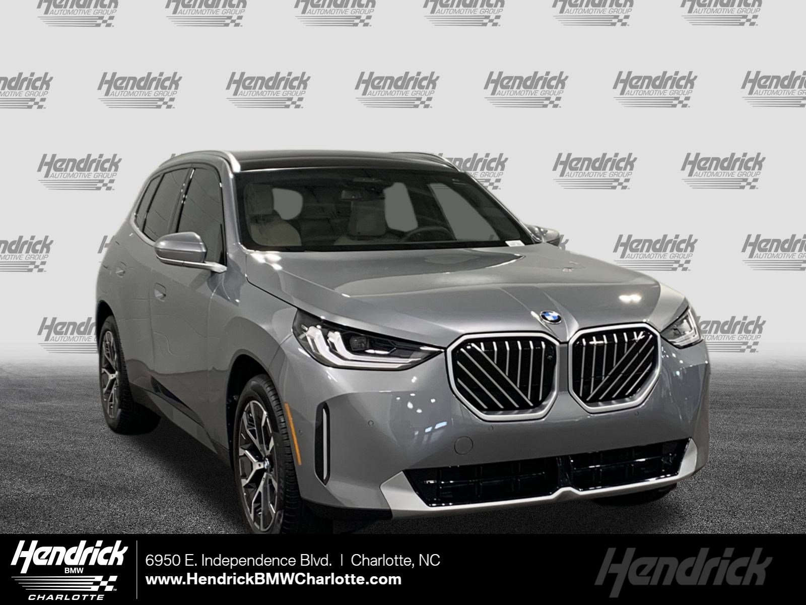 2026 BMW X3 30's photo