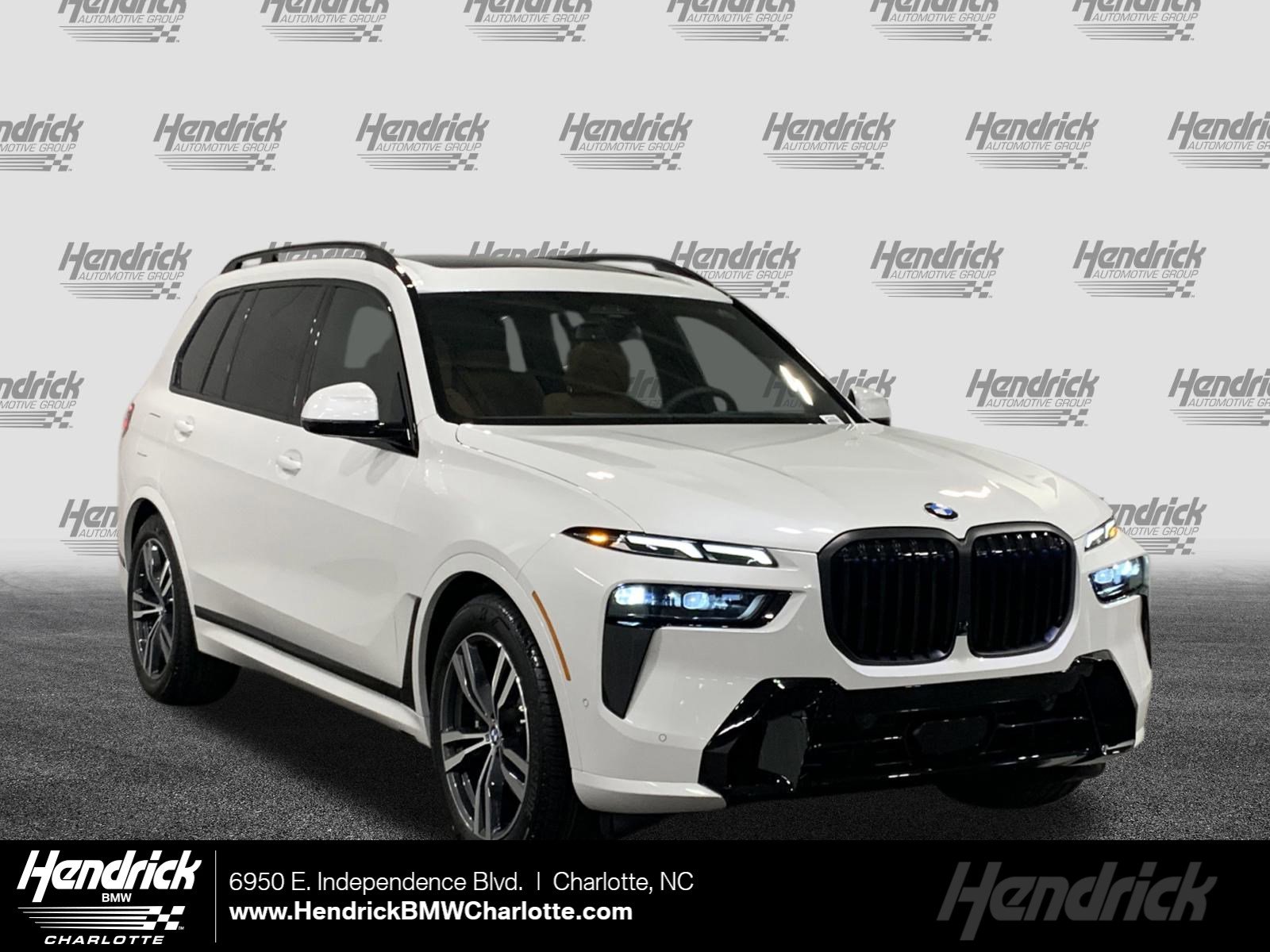 2026 BMW X7 40i's photo