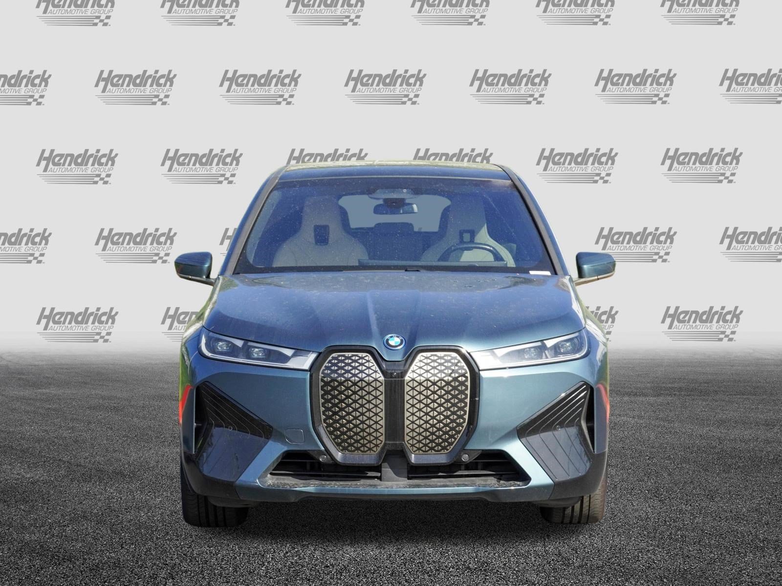 2023 BMW iX xDrive50 photo 2