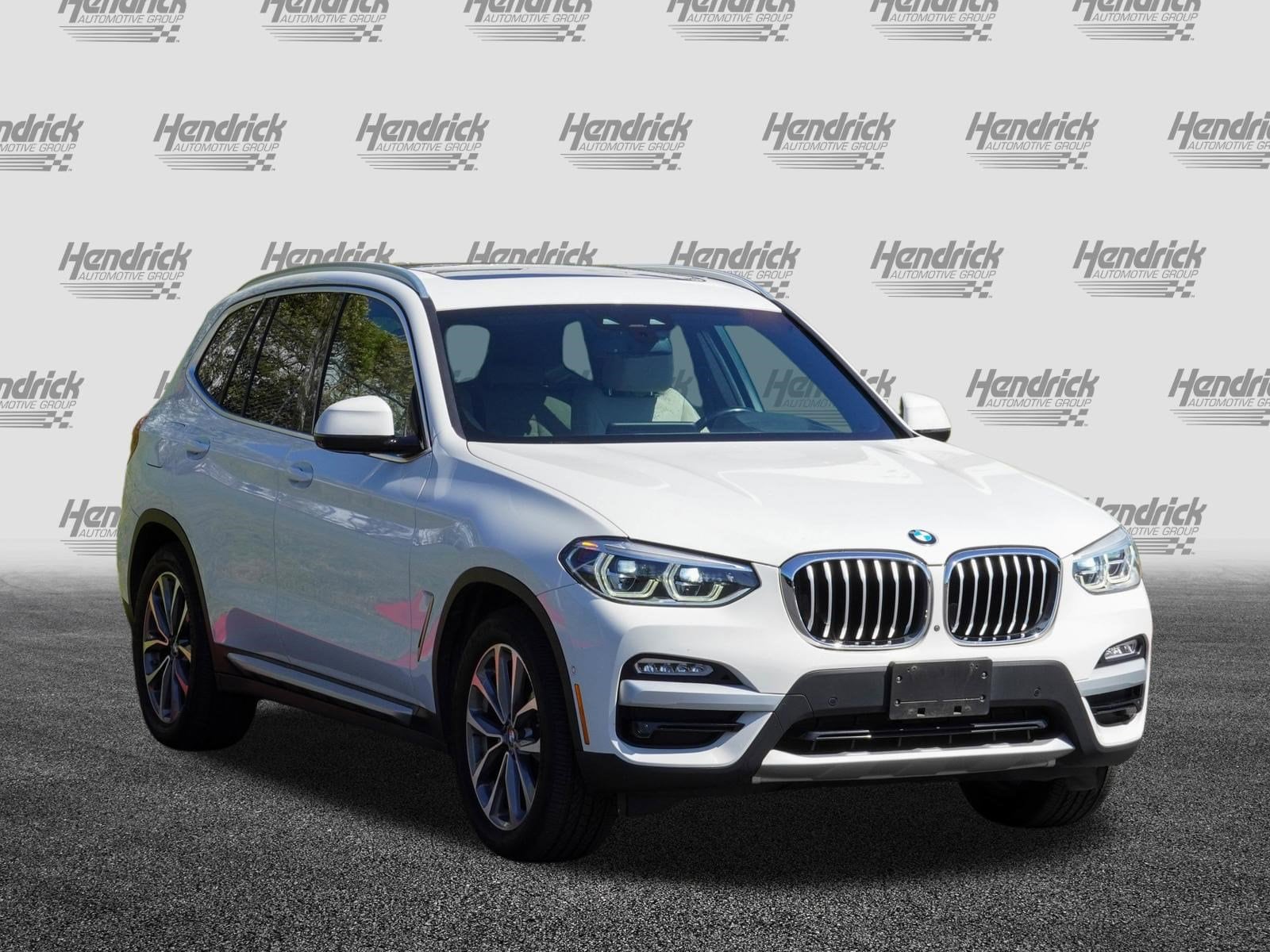 2019 BMW X3 xDrive30i photo 2