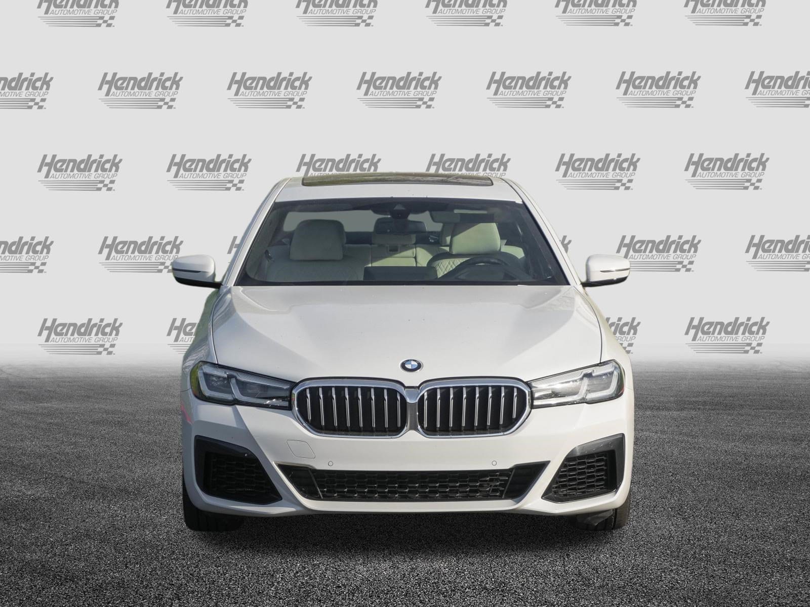 2023 BMW 5 Series 540i photo 2