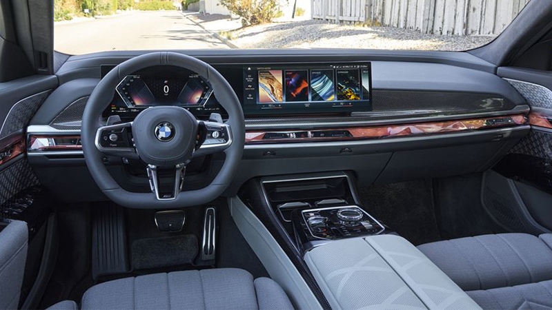 2024 BMW 7 Series Interior