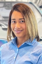 Staff member Mimi Newhouse from ID_f5041f6a1624