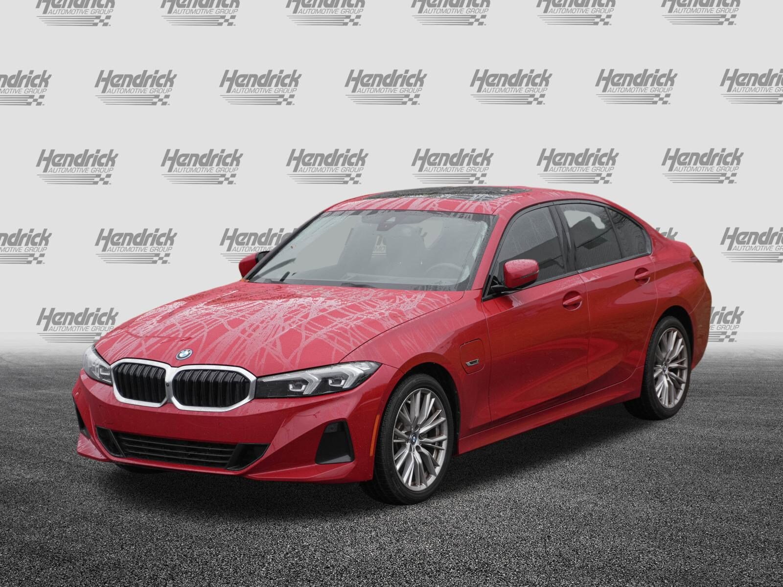 2023 Bmw 330e photo 3