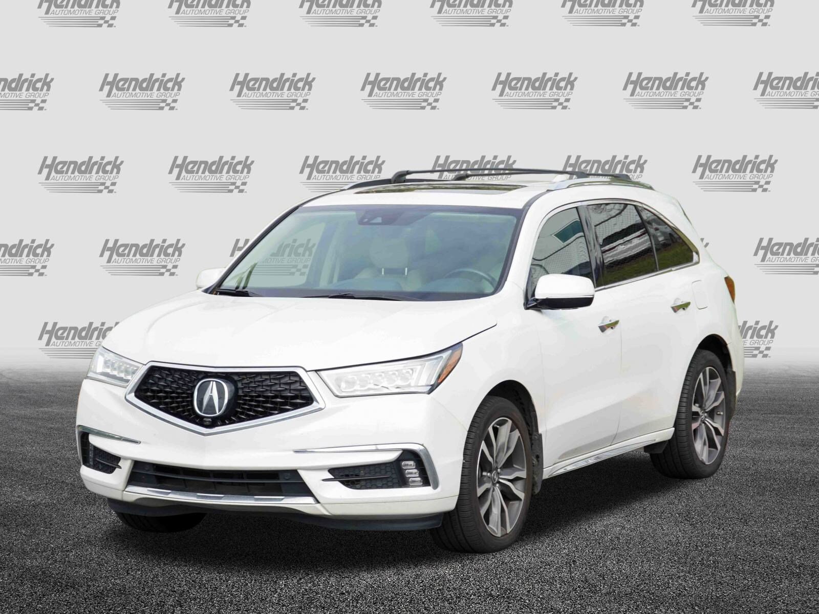 2020 Acura MDX SH-AWD Advance photo 3