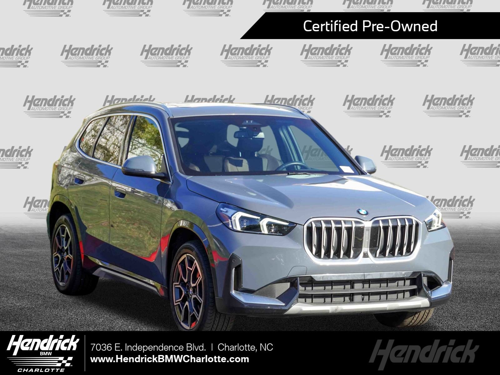 2025 BMW X1 28i's photo
