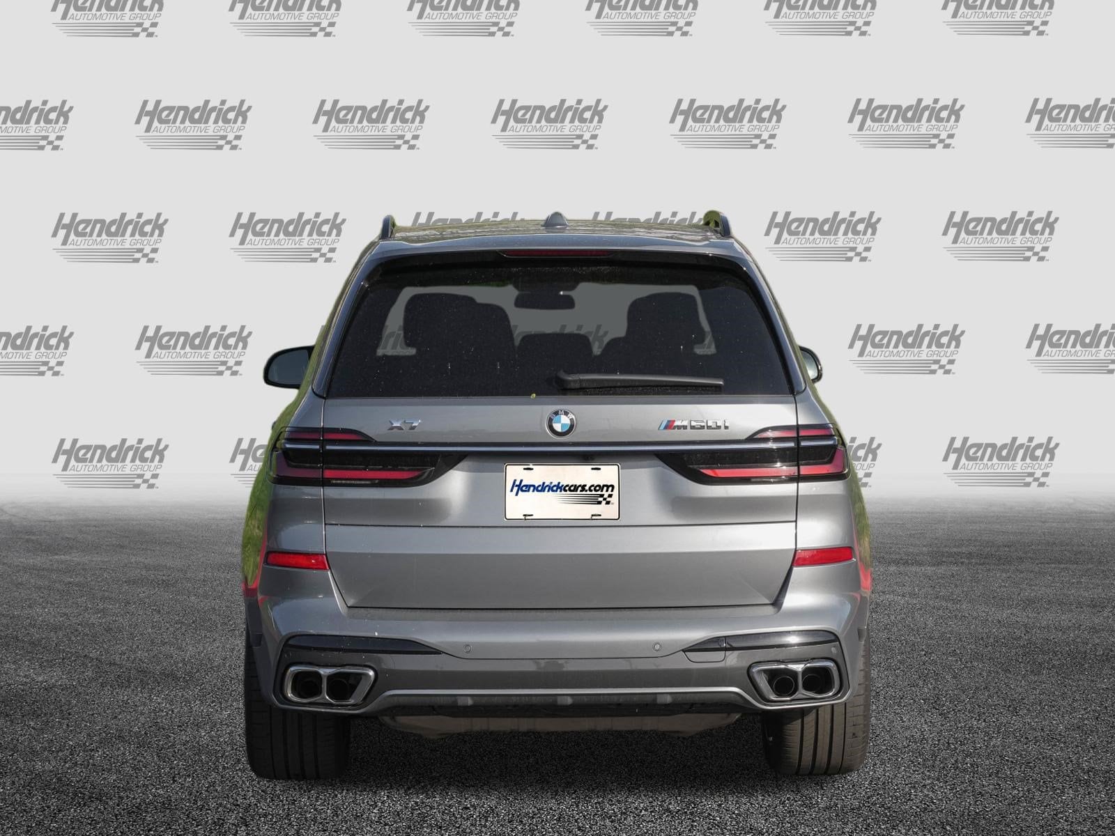 2026 BMW X7 M60i photo 3