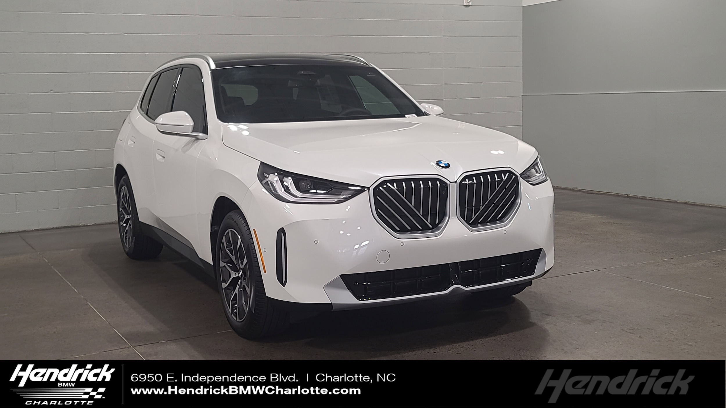 2026 BMW X3 30's photo