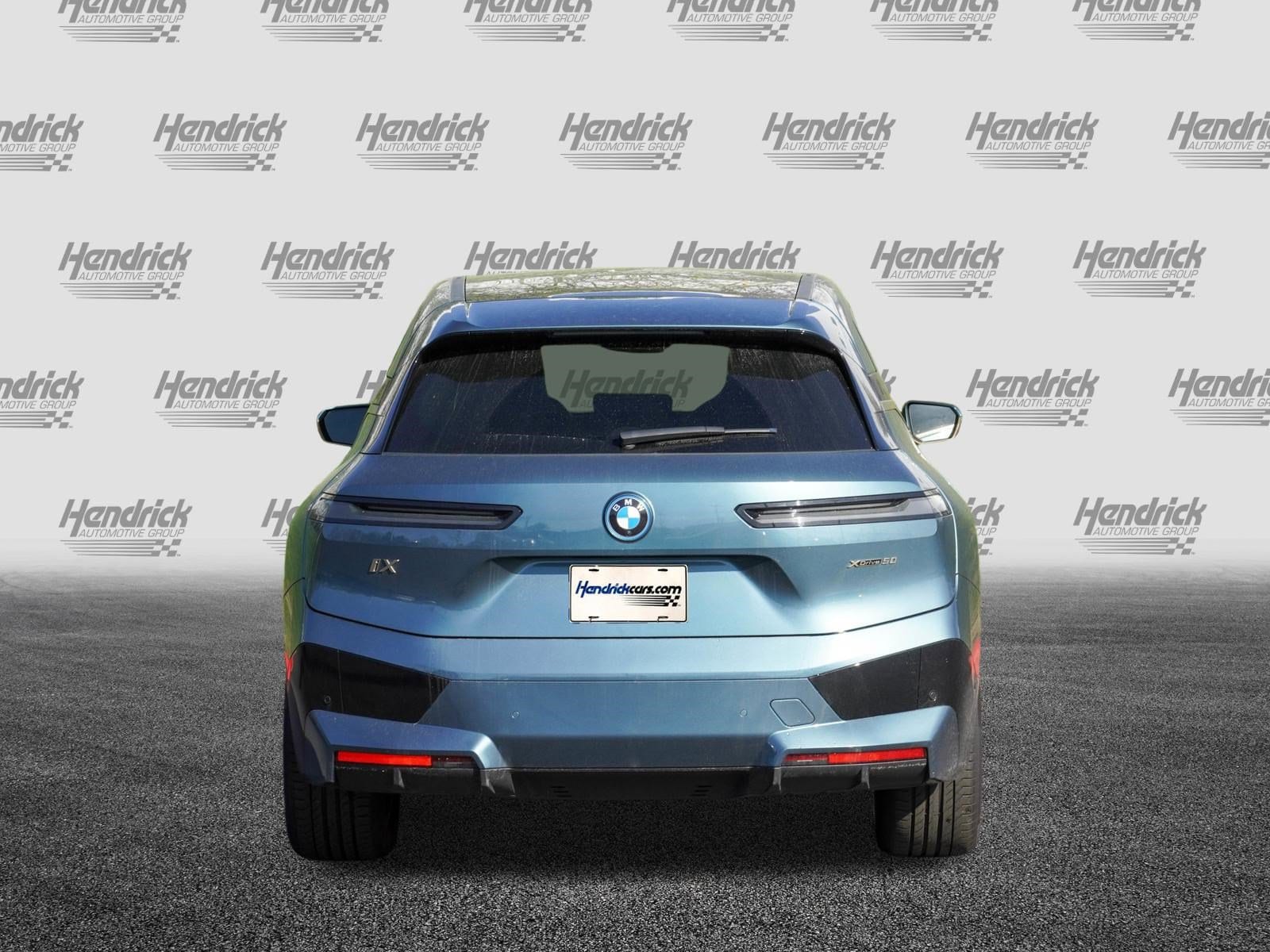 2023 BMW iX xDrive50 photo 6