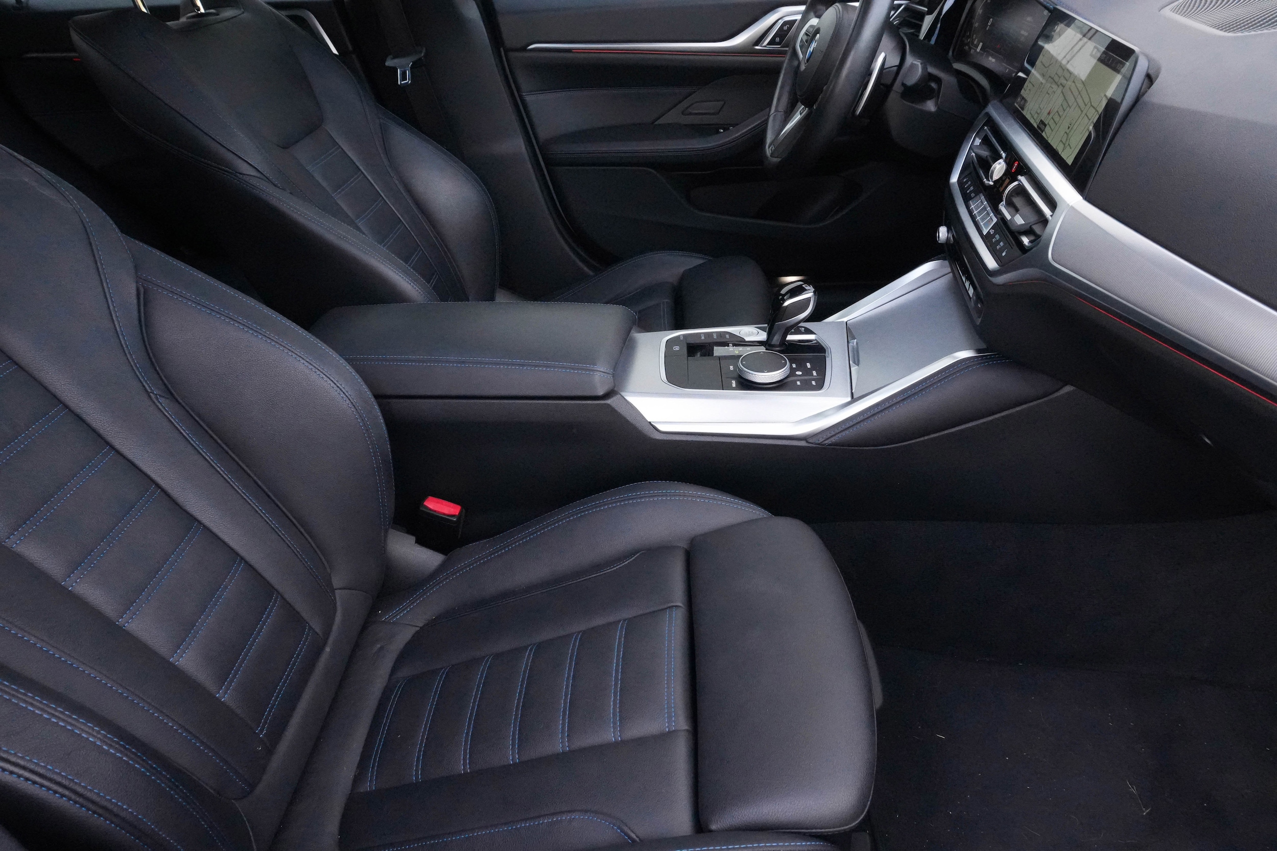 2022 BMW 4 Series M440i xDrive Gran Coupe photo 3