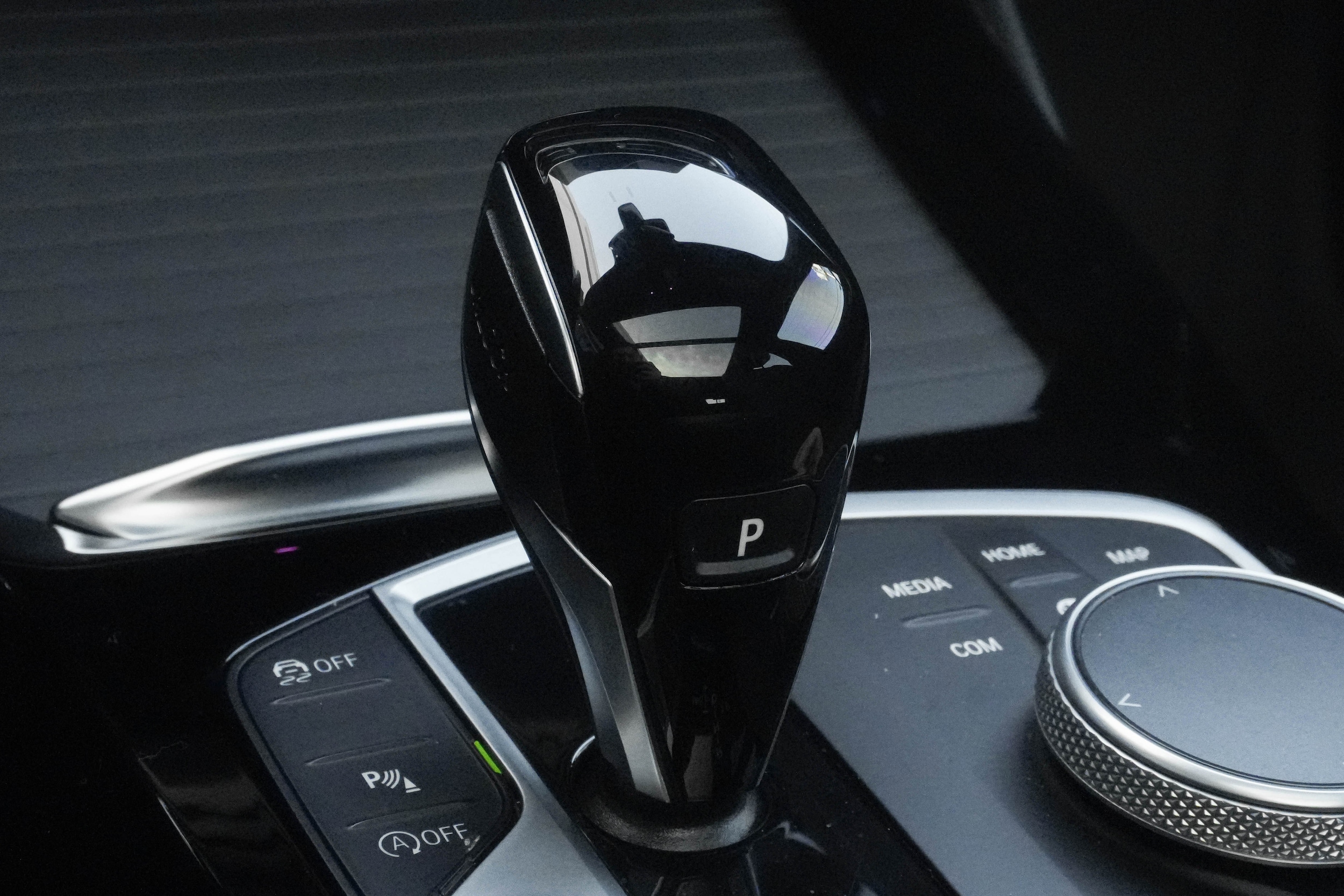 2023 BMW X3 sDrive30i photo 2