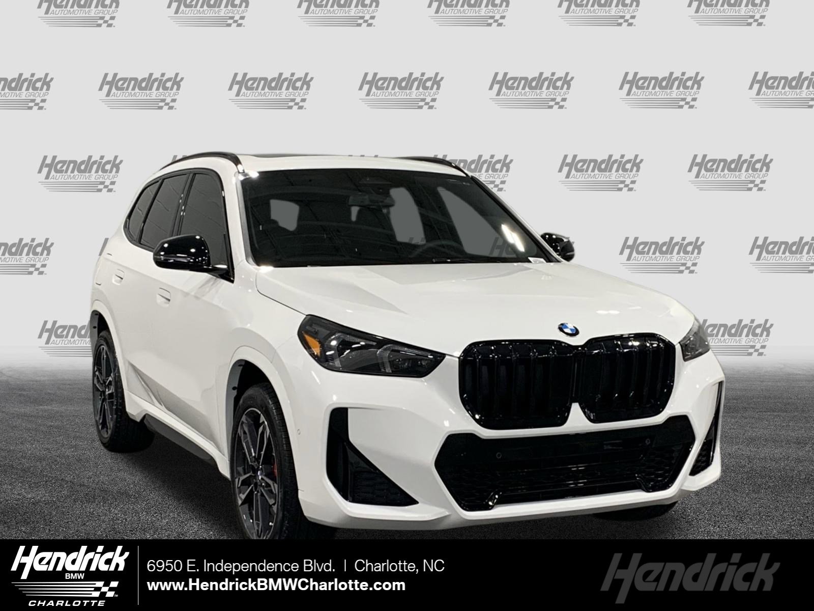 2026 BMW X1 28i's photo