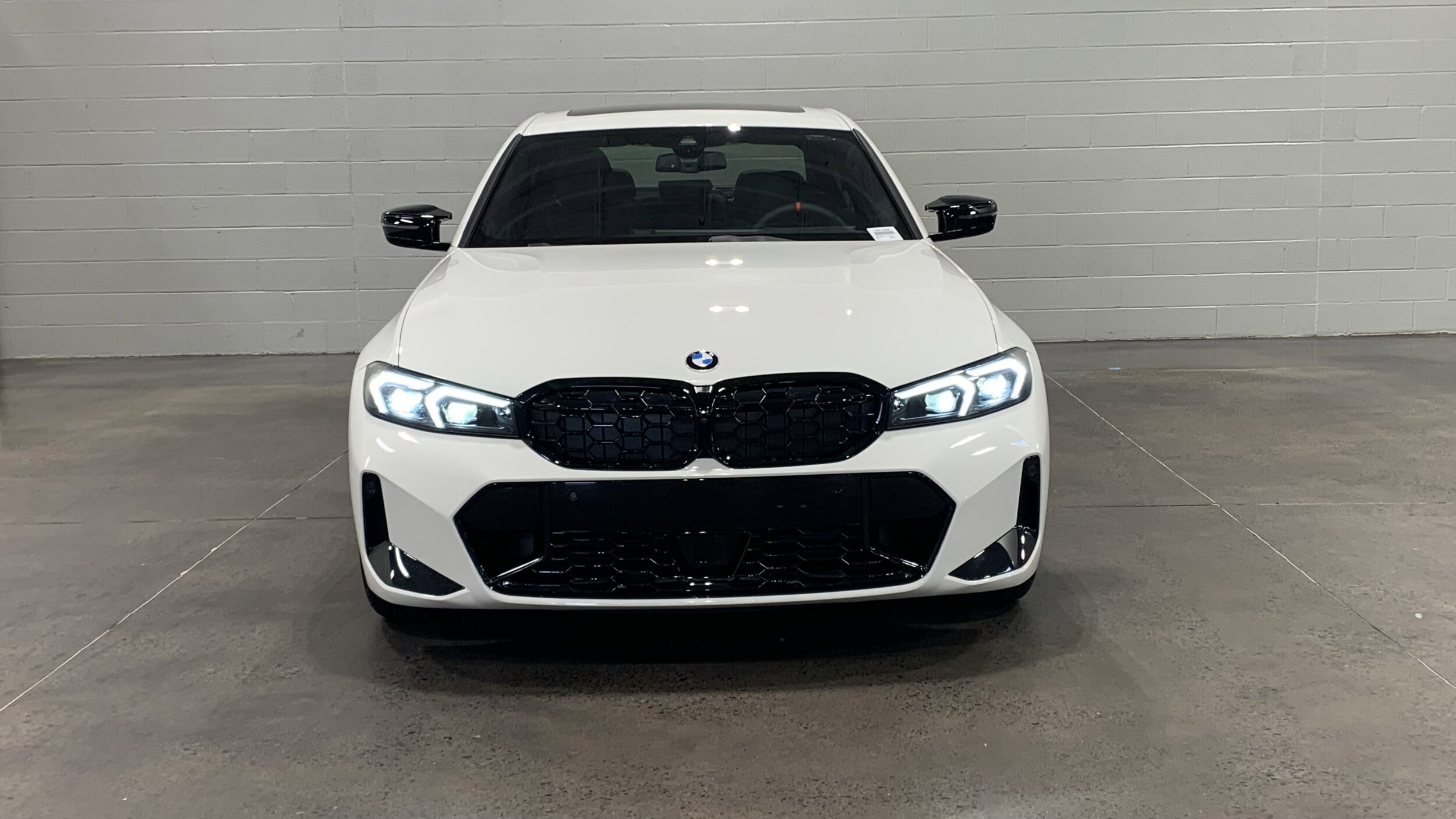 2026 Bmw 340i Sedan photo 2