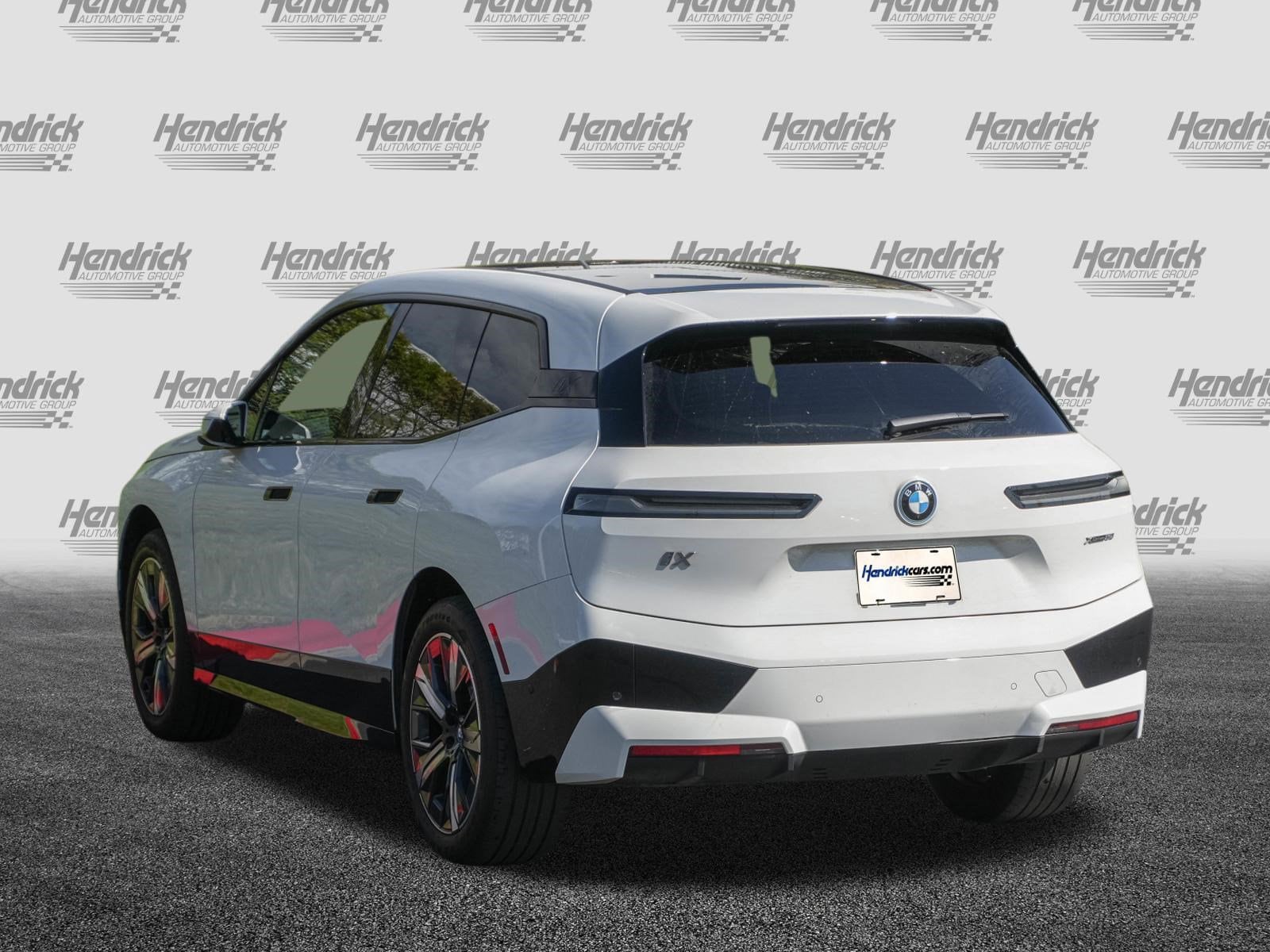 2023 BMW iX xDrive50 photo 6