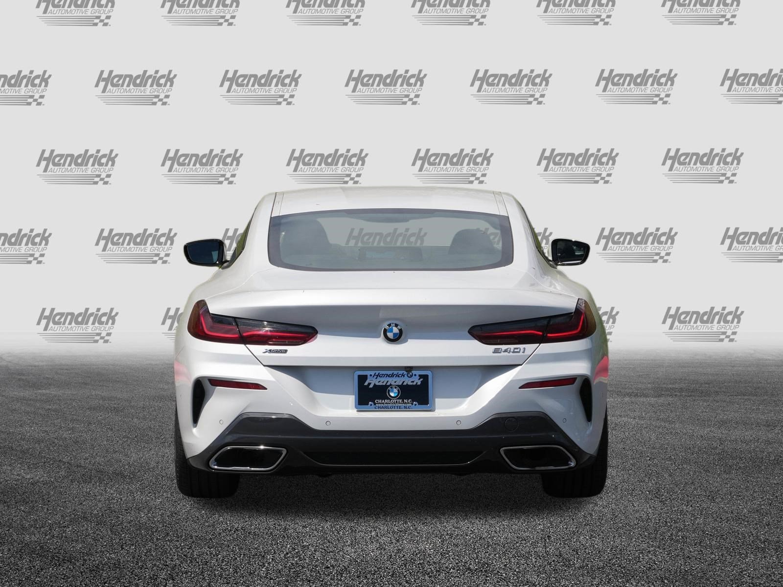 2023 BMW 8 Series 840i photo 3