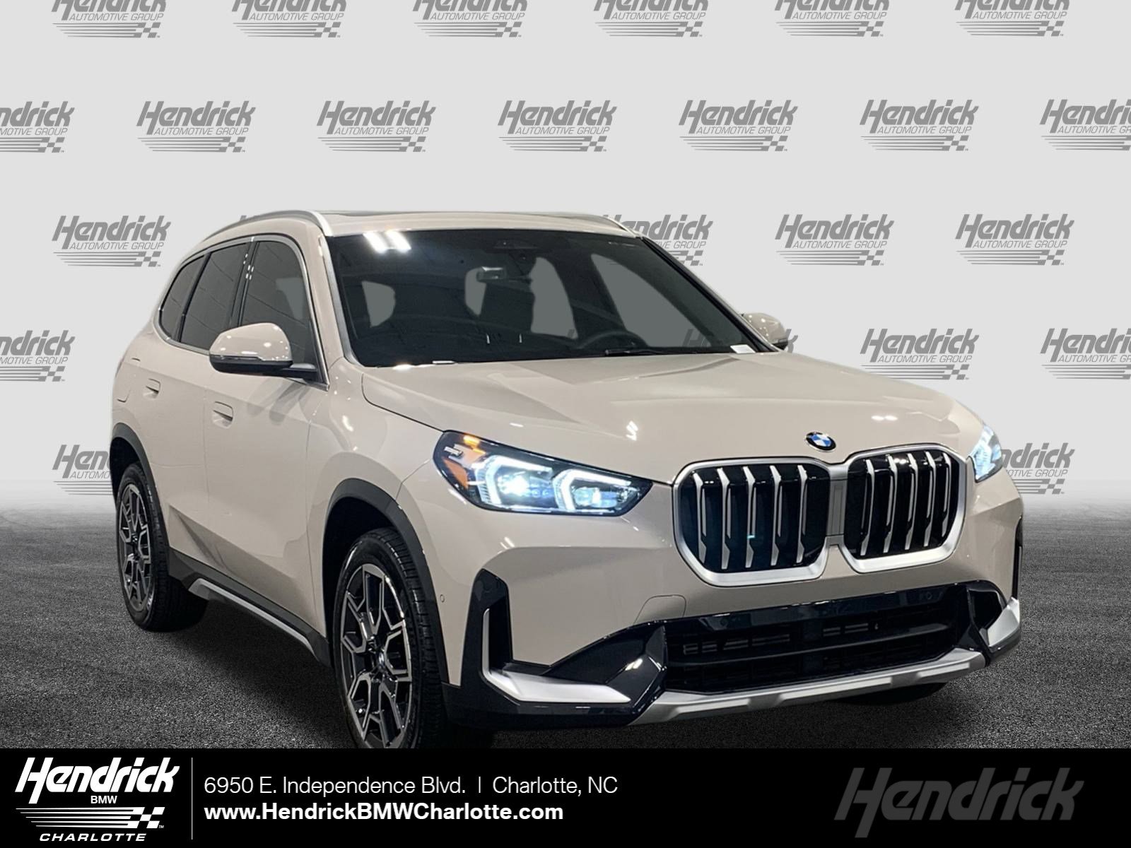 2026 BMW X1 28i's photo