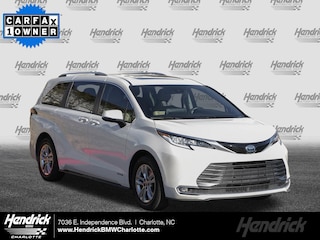 2021 Toyota Sienna Limited Minivan