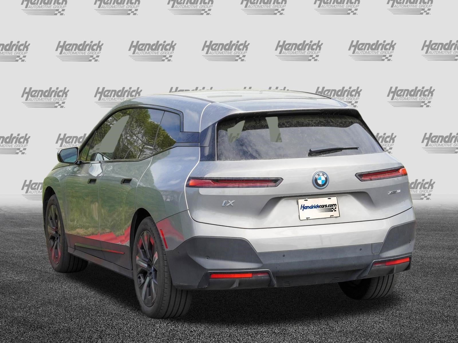 2023 BMW iX xDrive50 photo 5